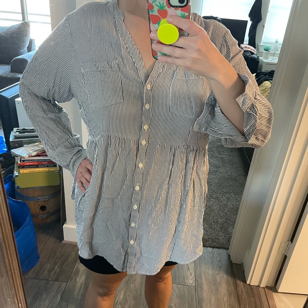 Torrid button up tunic top